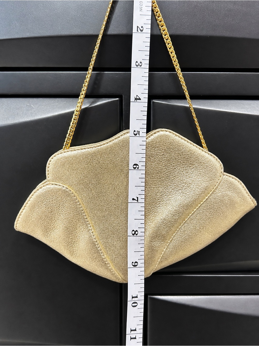 Vintage RODO Italy Gold Shell Evening Bag Metallic Designer Clutch Purse - Picture 4 of 5